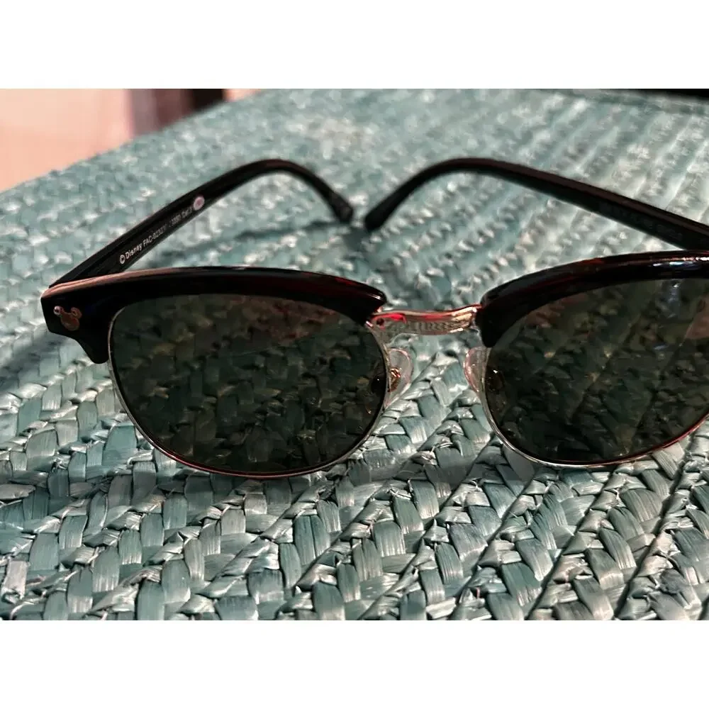 Disney Sunglasses with Maui Jim Hard Case Black Frame UV Protection